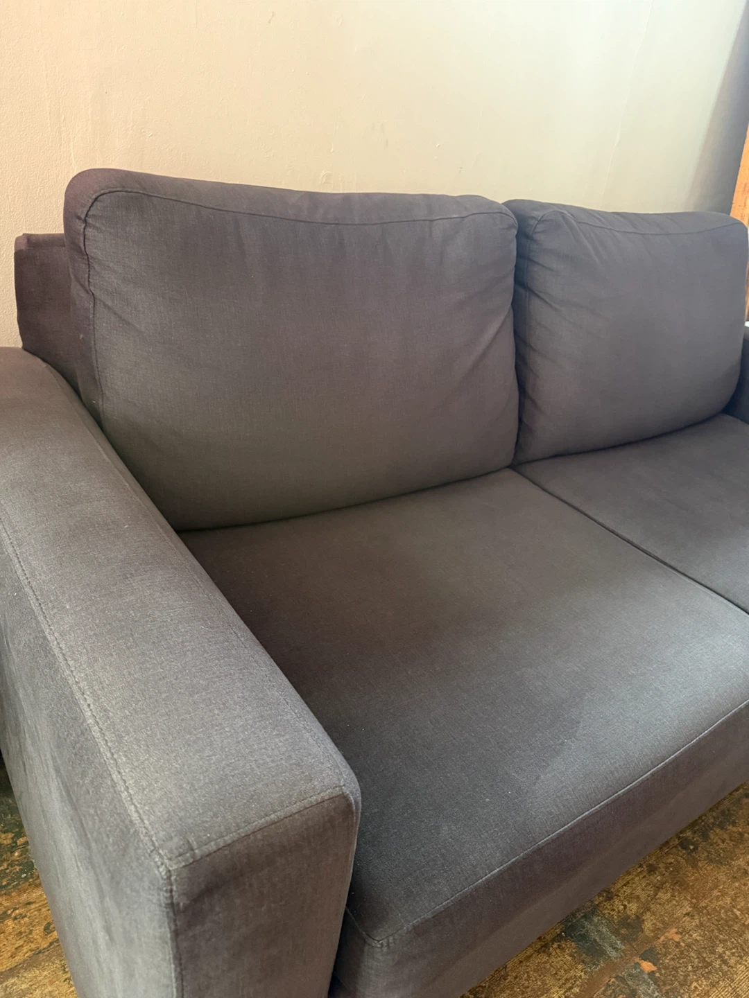Two-seater gray couch - photo 4