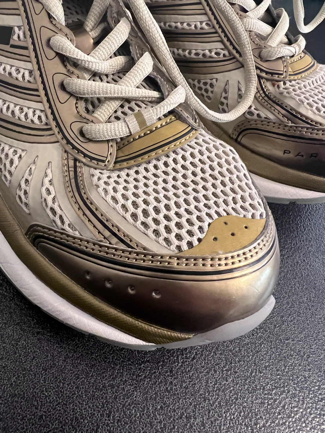 Authentic Kenzo Pace Tech Runner Gold Sneakers – Women’s Size 8 - photo 5