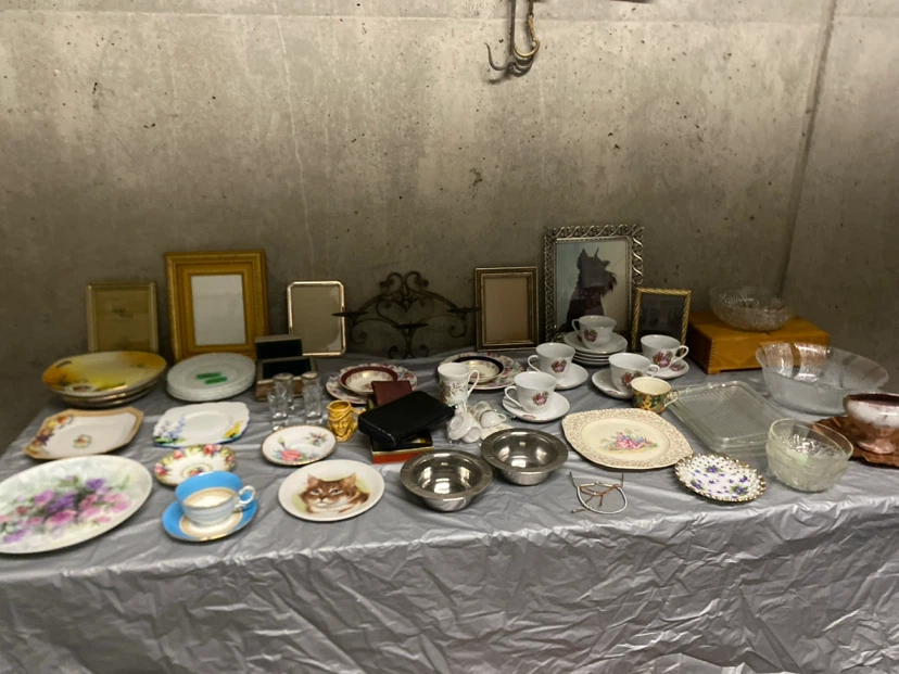 Table Lot for sale #1