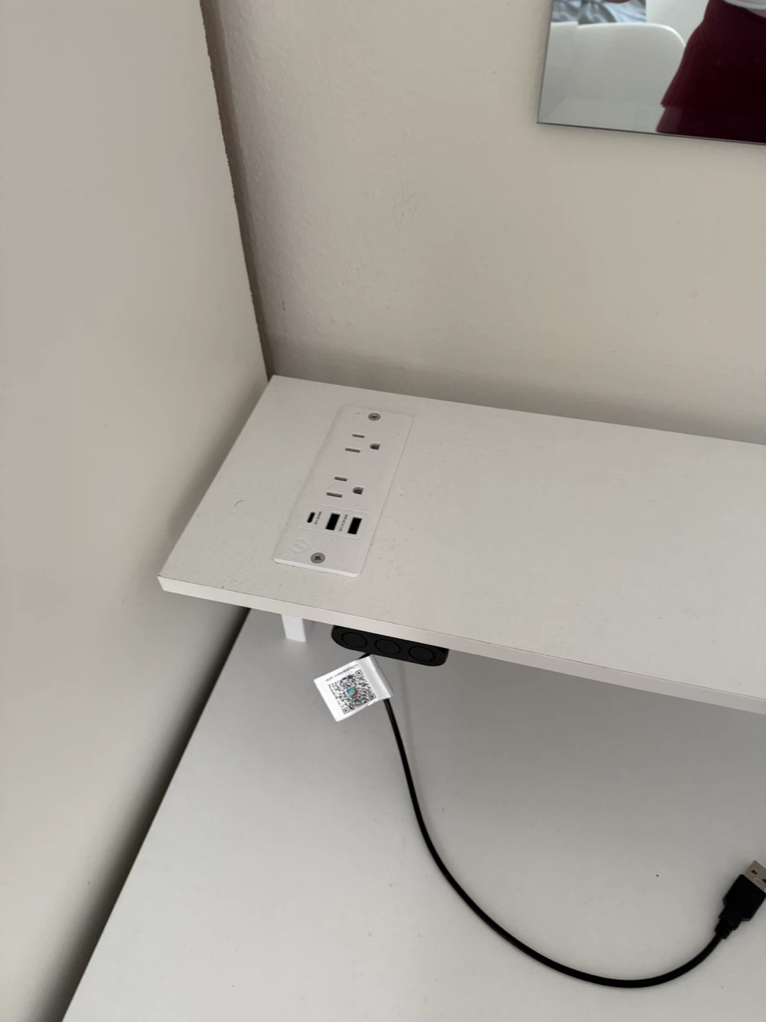 White Desk with Built-in Power Outlet and Drawers - photo 5