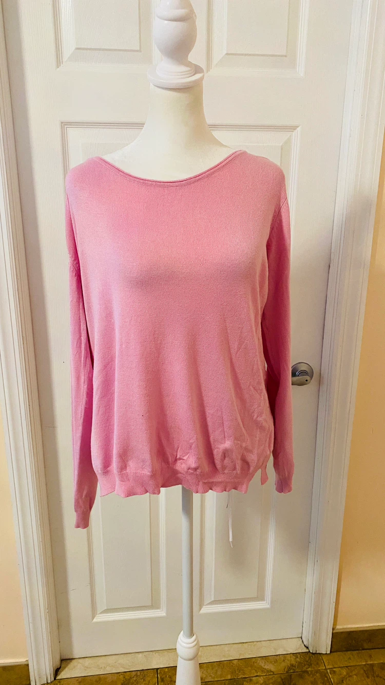 Pretty preppy pink sweater size large
