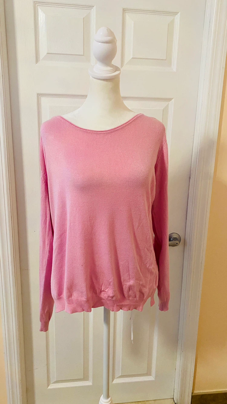 Pretty preppy pink sweater size large - photo 4