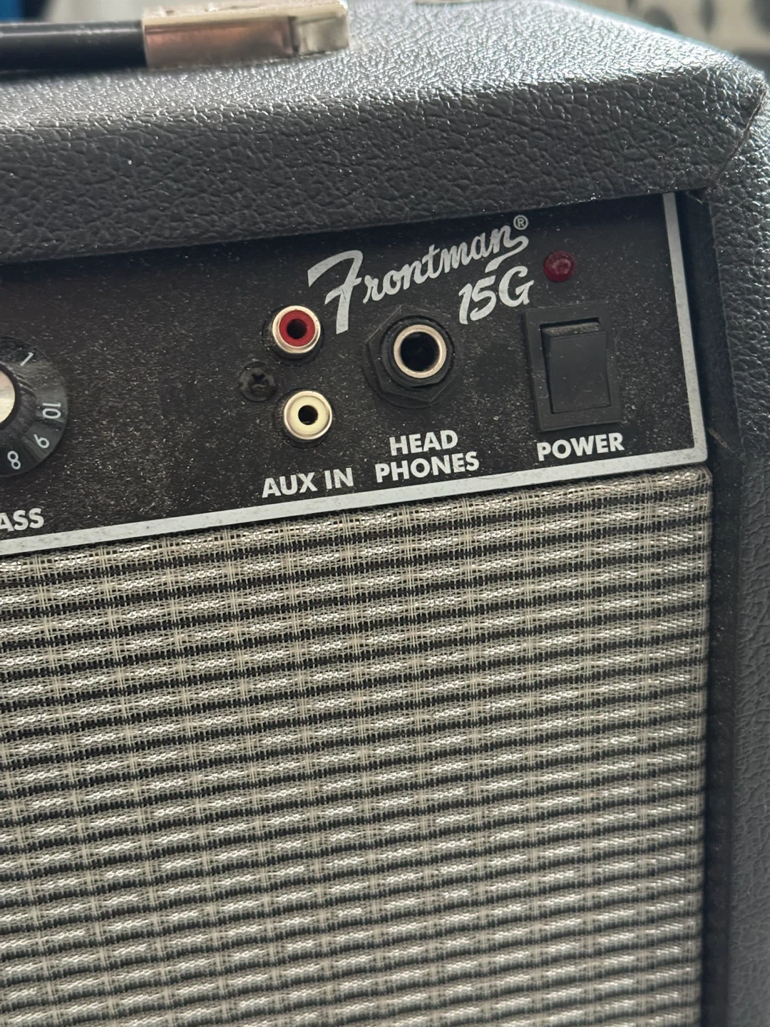 Fender Frontman 15G Guitar Amplifier - photo 2