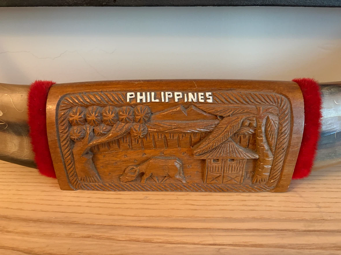Vintage Philippines Carved Horn Decor - photo 2