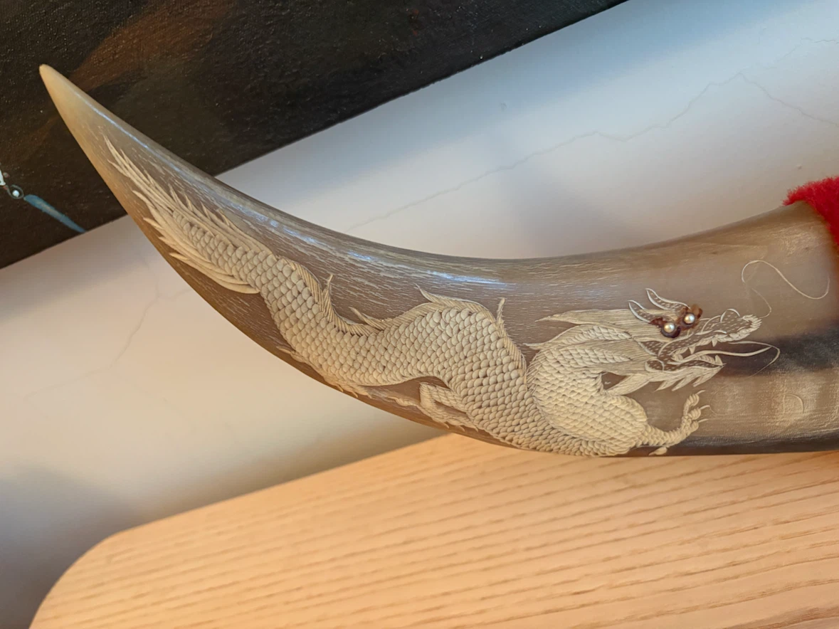 Vintage Philippines Carved Horn Decor - photo 3