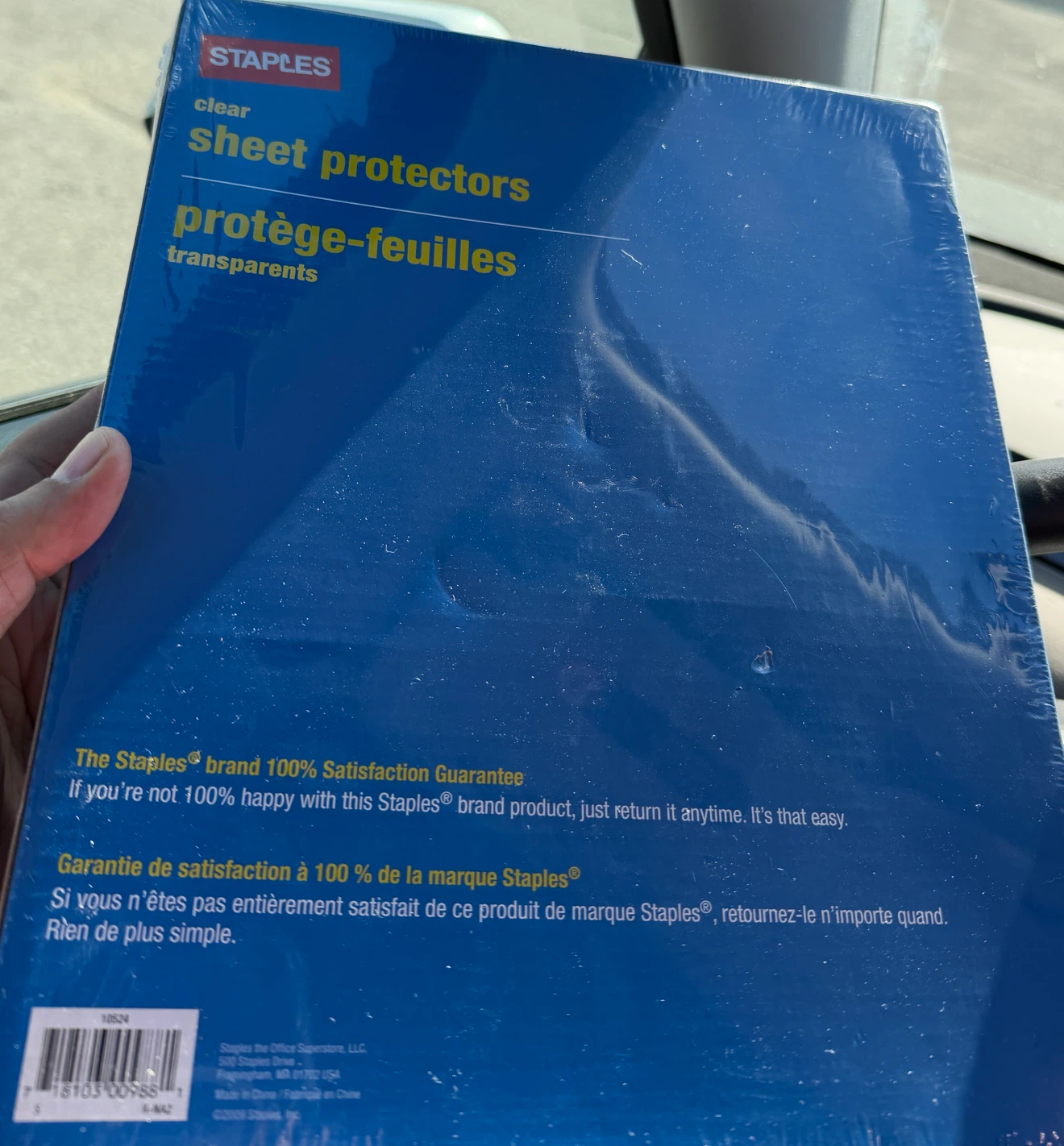 Staples Clear Sheet Protectors 100 Pack (brand new) - photo 2