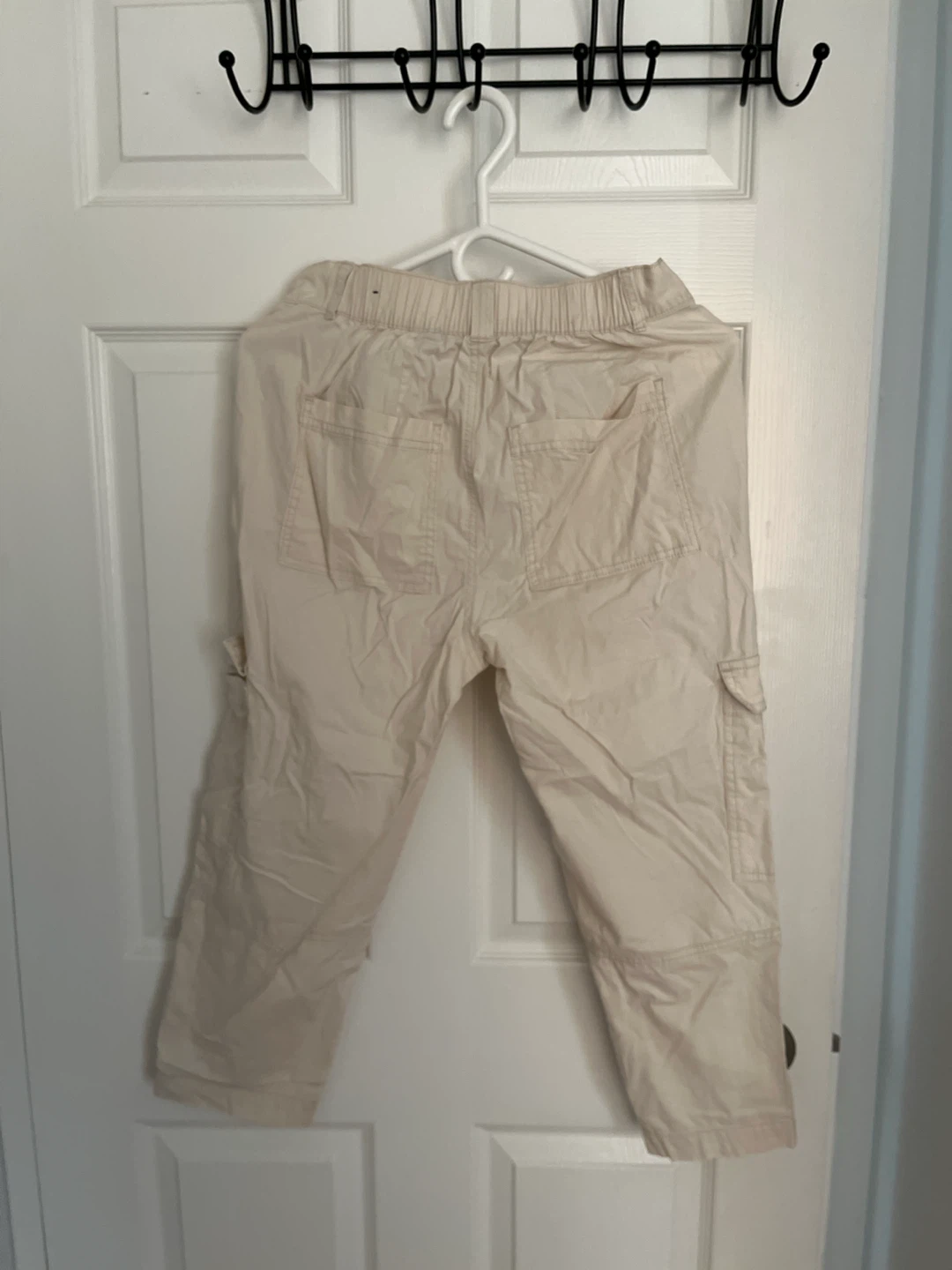 High-Waisted Cream Cargo Cropped Pants - photo 2