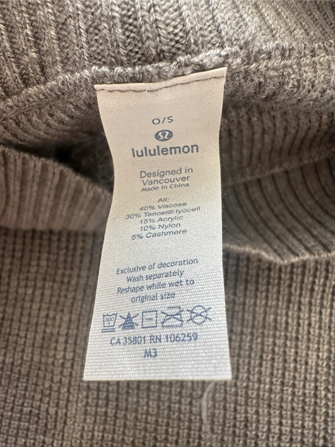 Lululemon Grey Poncho - photo 2