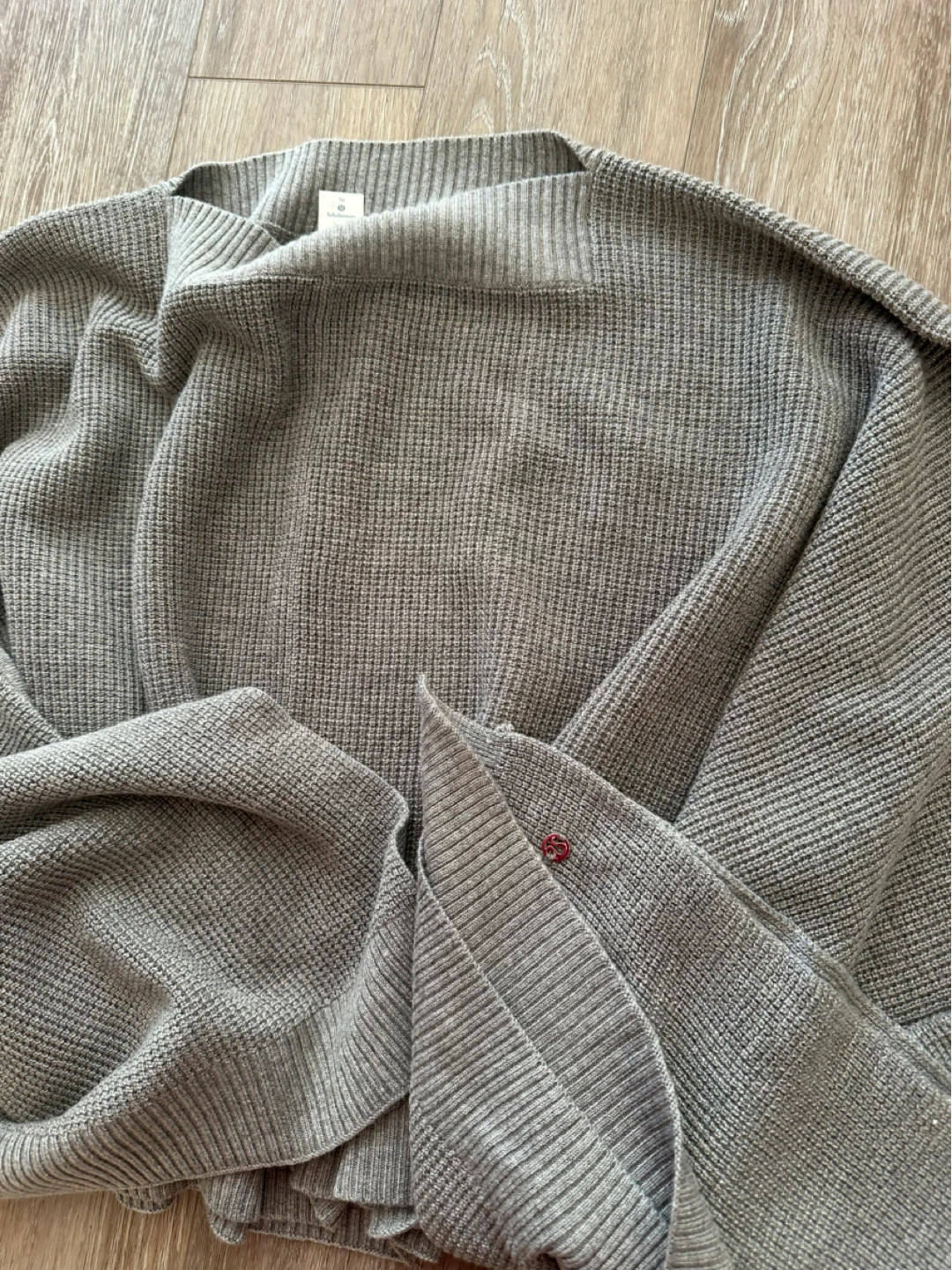 Lululemon Grey Poncho - photo 4