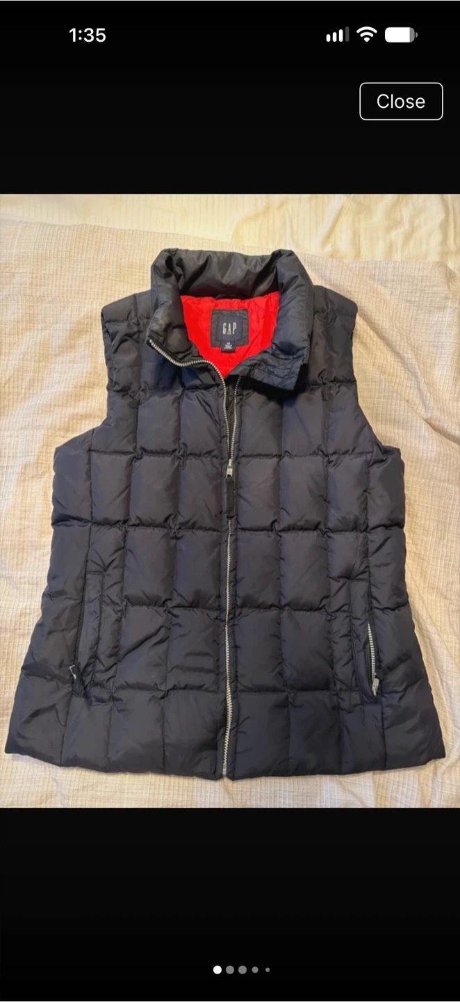 GAP Quilted Puffer Vest Black