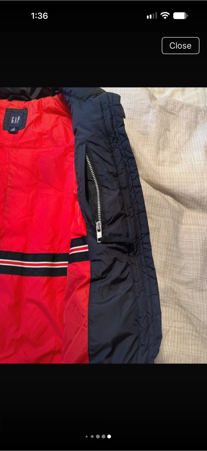 GAP Quilted Puffer Vest Black - photo 5