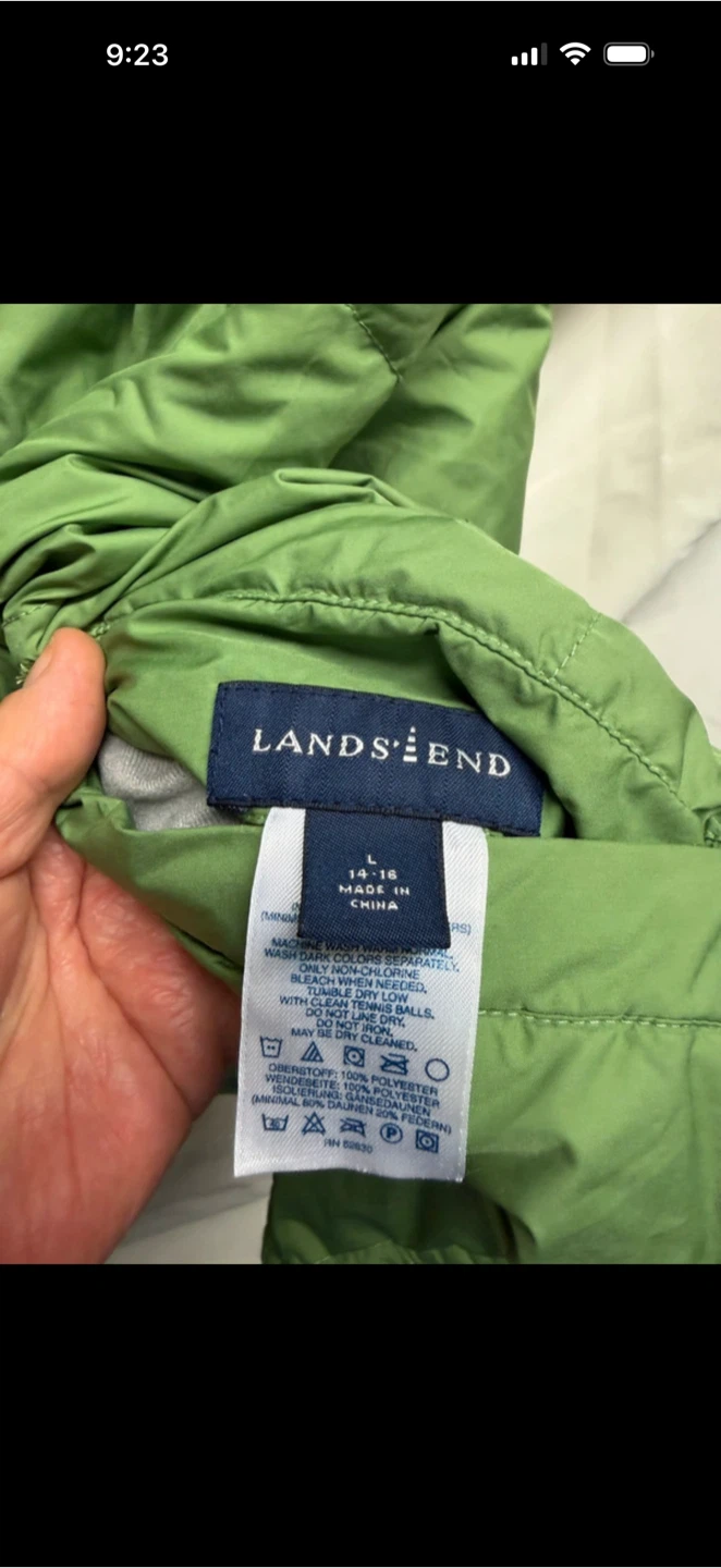 Lands' End Reversible Puffer Vest Green - photo 5
