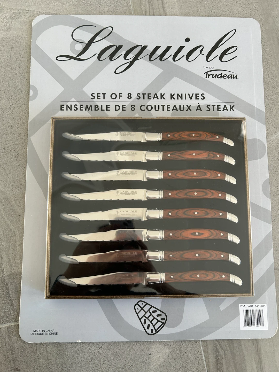 Brand new Laguiole by Trudeau 8-Piece Steak Knife Set