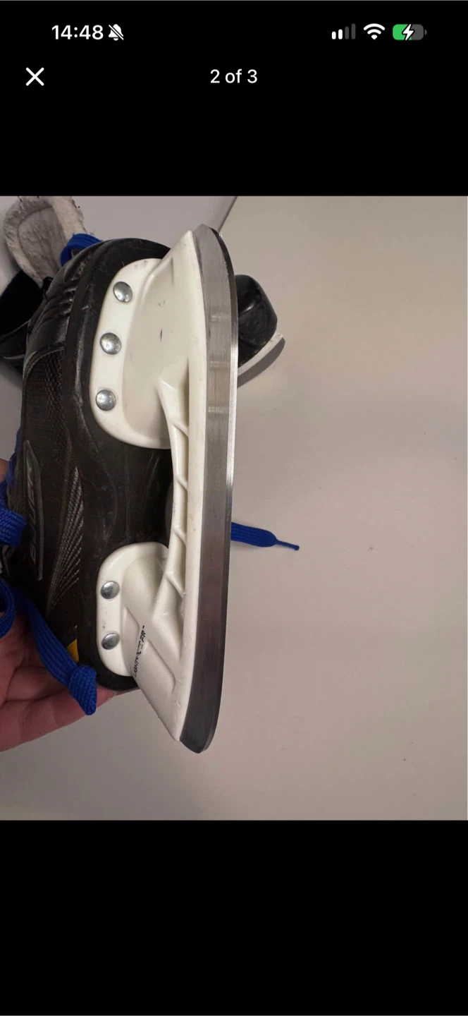 Bauer Supreme Ice Skates Size Y9R - photo 2