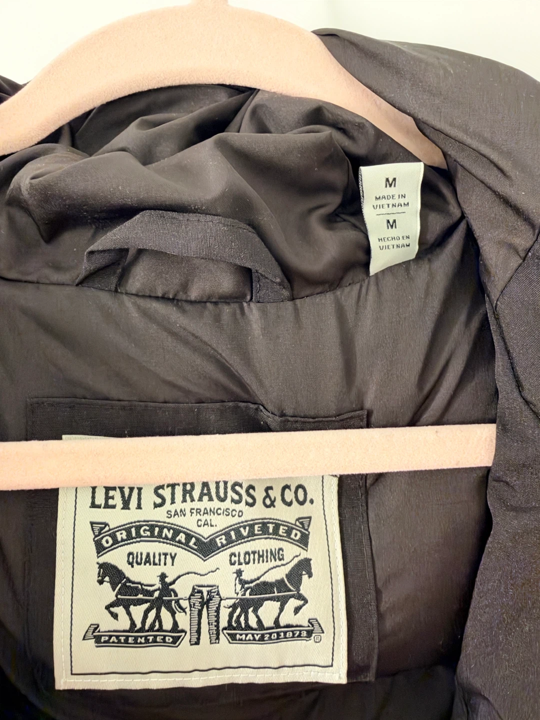 Levi Strauss & Co. Black Puffer Coat (new) - photo 3