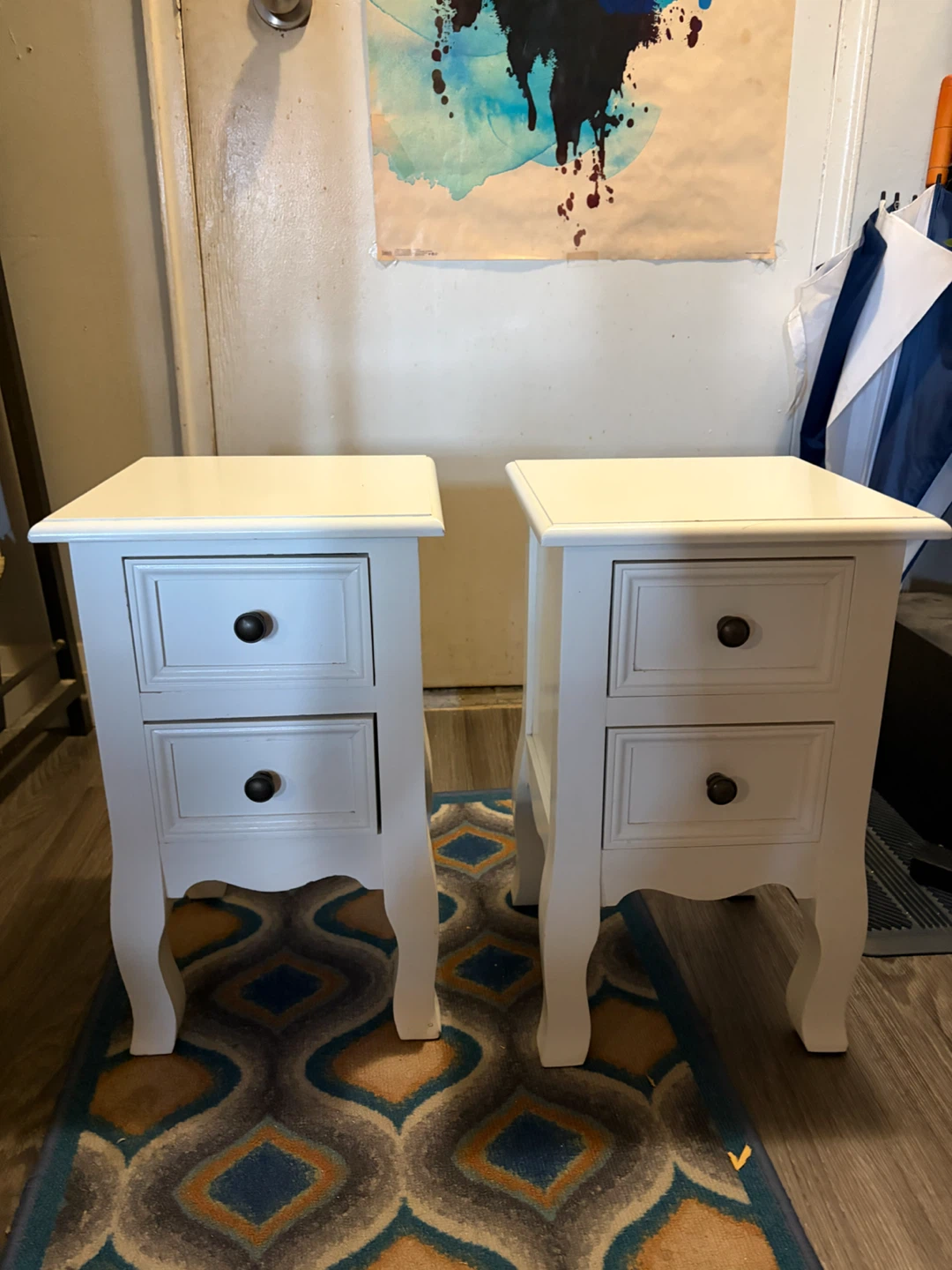 Set of Two White Nightstands