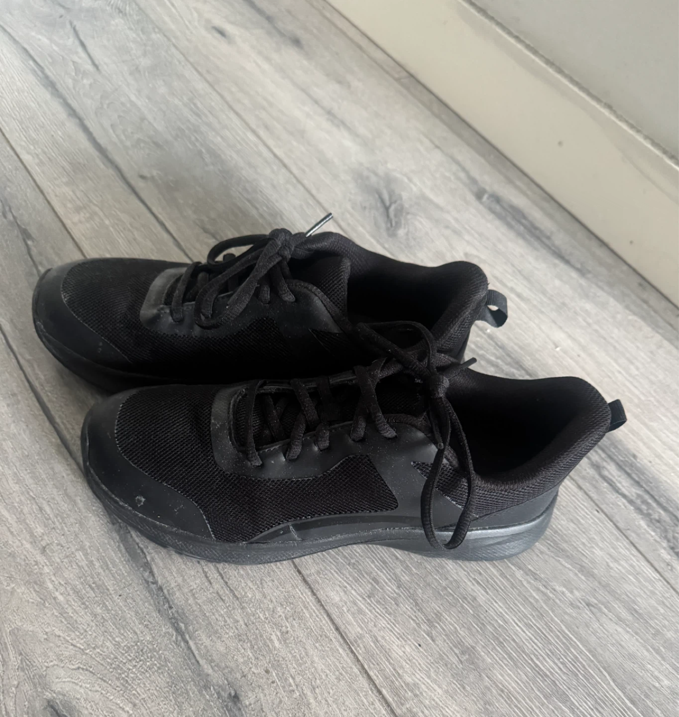 Black Running Shoes - photo 2
