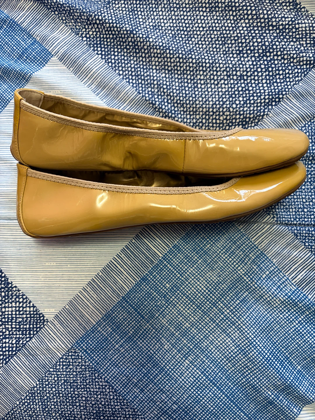 2 pairs of women’s ballet flats (size 10) - photo 3