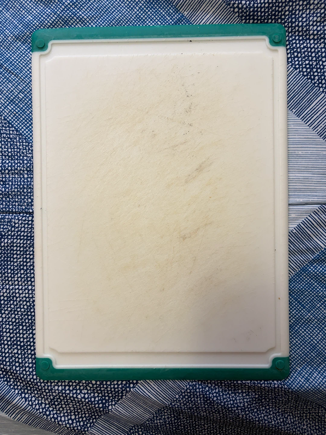 4 assorted cutting boards - photo 4