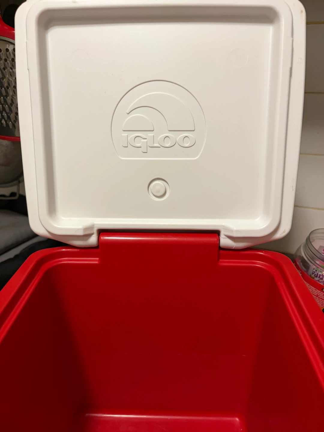 Igloo Quantum 12 Quart Personal Cooler - photo 4