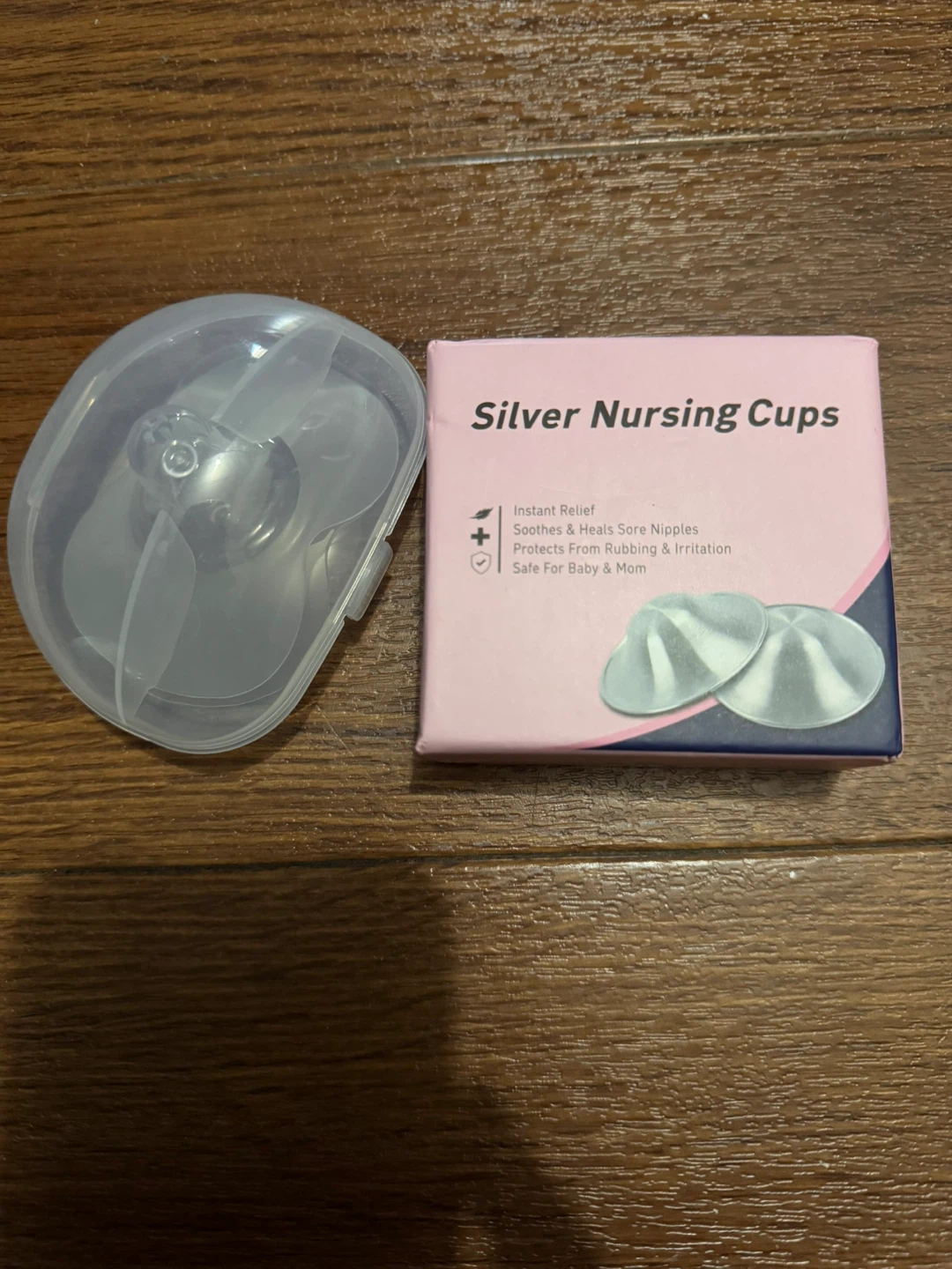 Wearable Breast Pump + breastfeeding accessories - photo 5