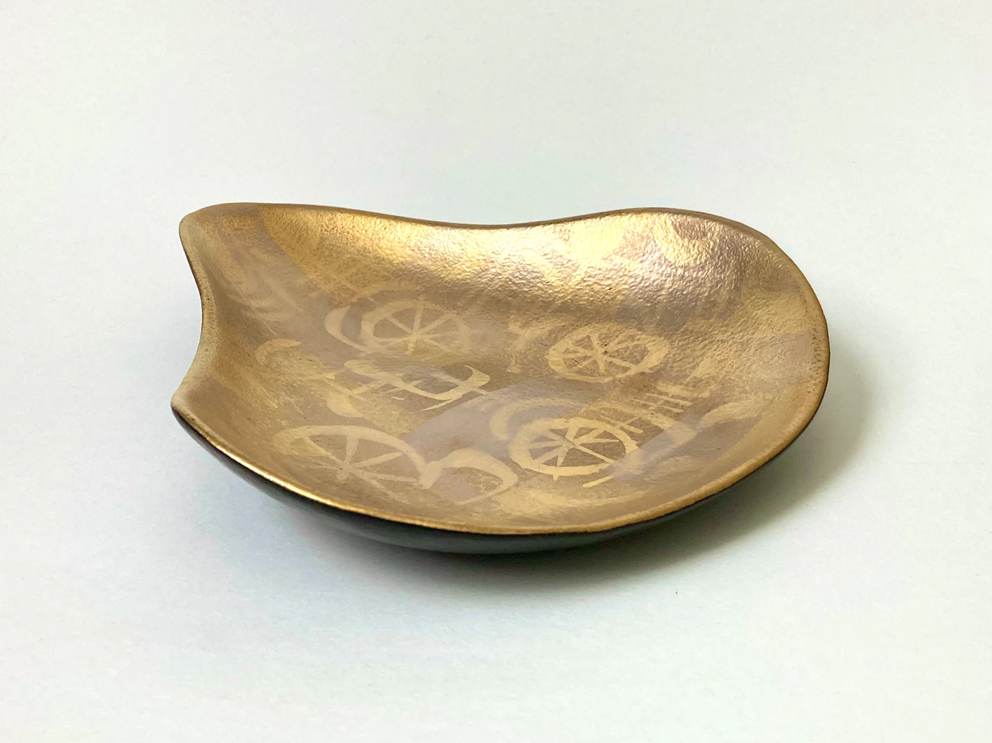 Vintage MCM 1960 Sascha Brastoff Gold Ceramic Art Plate - photo 5