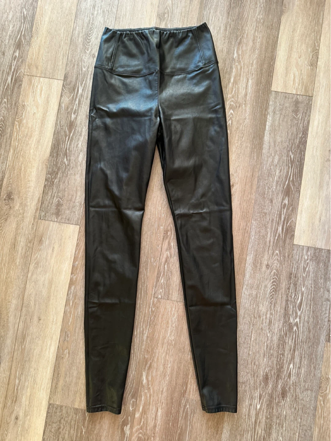 Wilfred Free Faux Leather Leggings Size Large