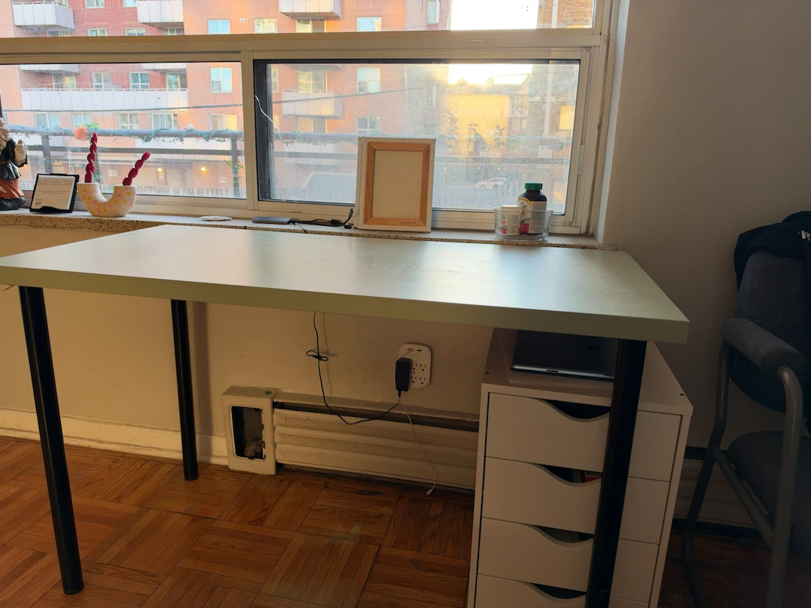 IKEA LAGKAPTEN desk. Drawer unit is not for sale - photo 2