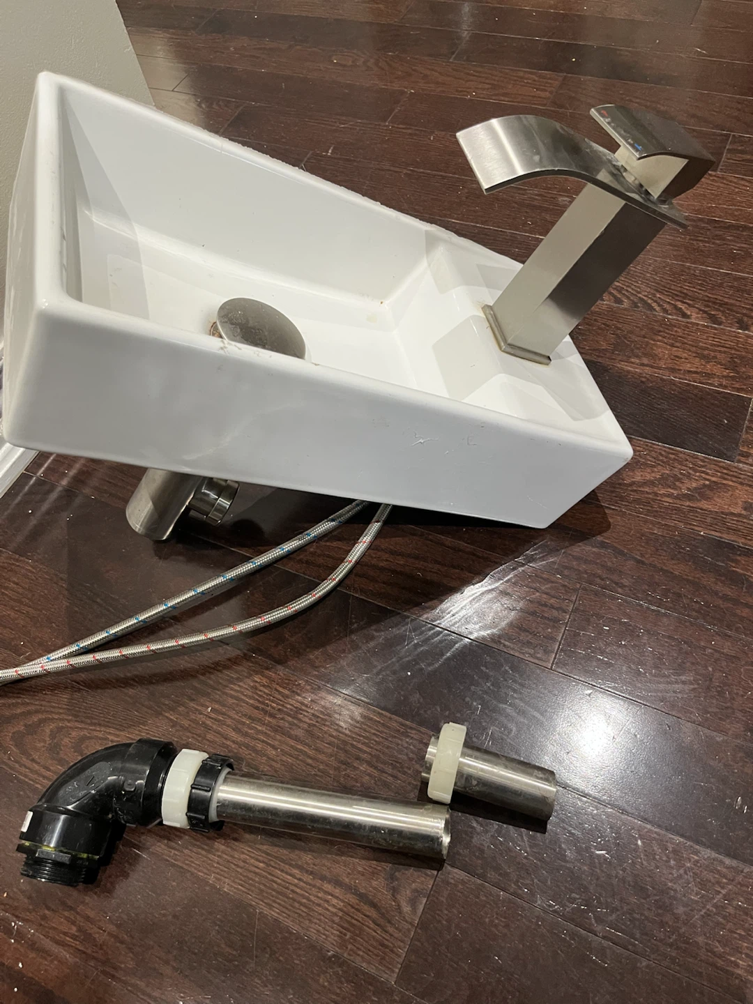 Modern Stainless Steel Bathroom Faucet - photo 2