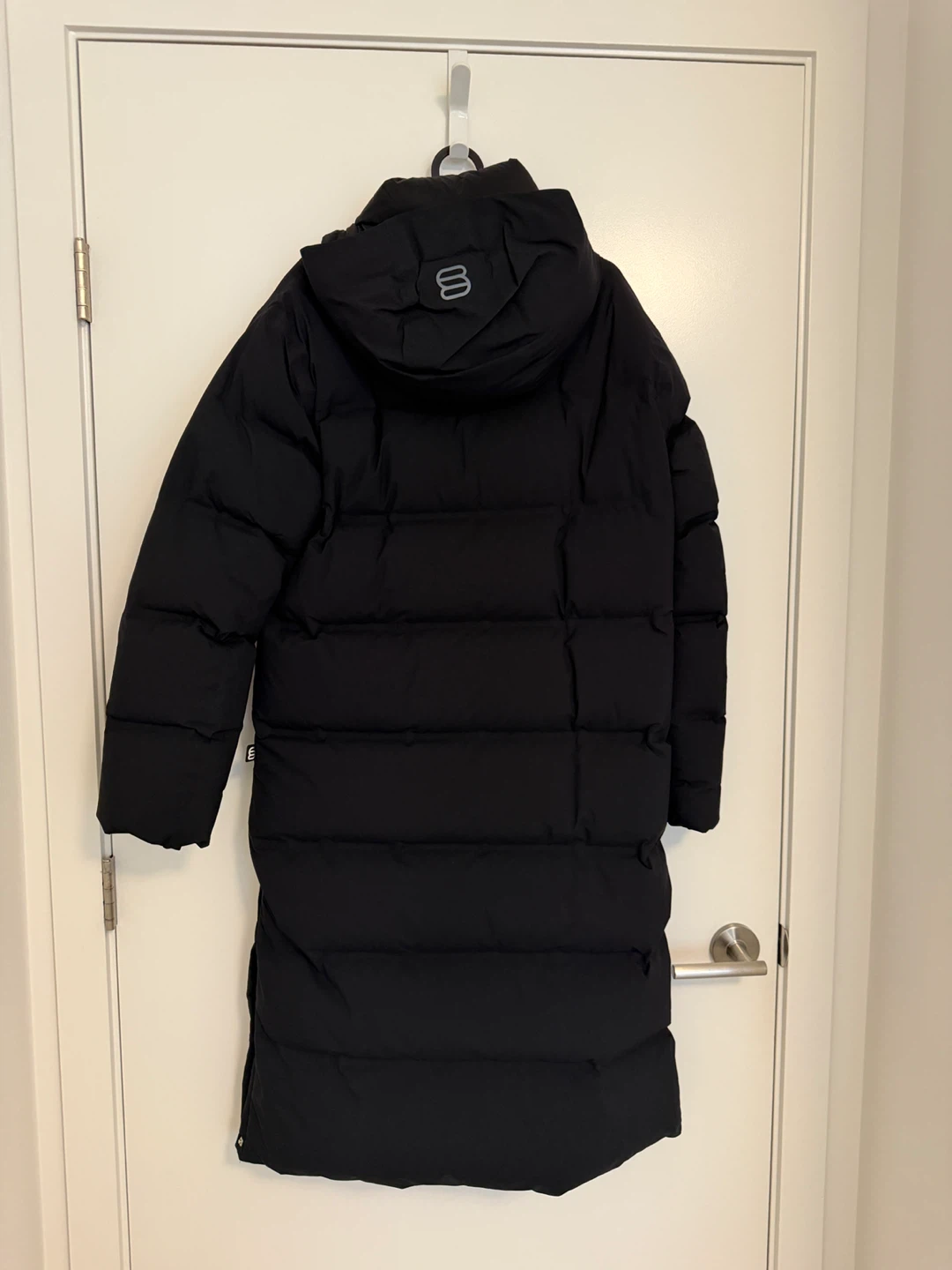 Aritzia The Super Puff2O Long Puffer Jacket rainstop - photo 2