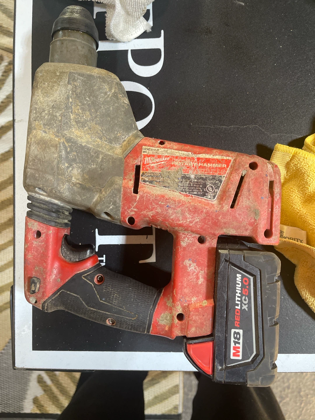 Milwaukee M18 FUEL Rotary Hammer 2712-20 - photo 2