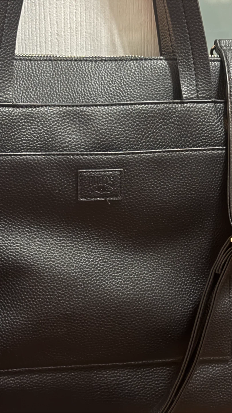 Roots black pebbled faux leather work bag - photo 4