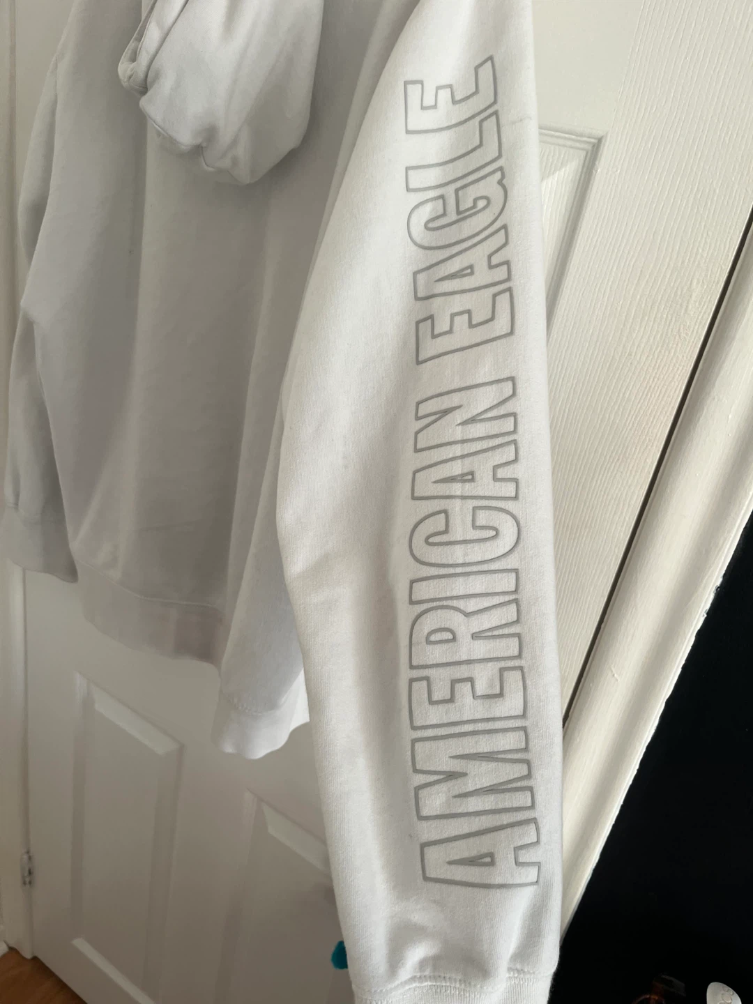 American Eagle Super Soft White Hoodie - photo 3