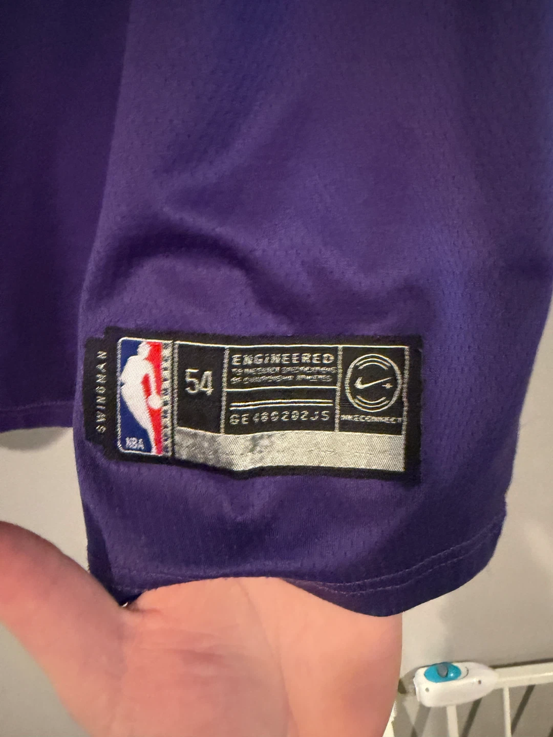 Nike LeBron James Los Angeles Lakers Swingman Jersey - photo 3