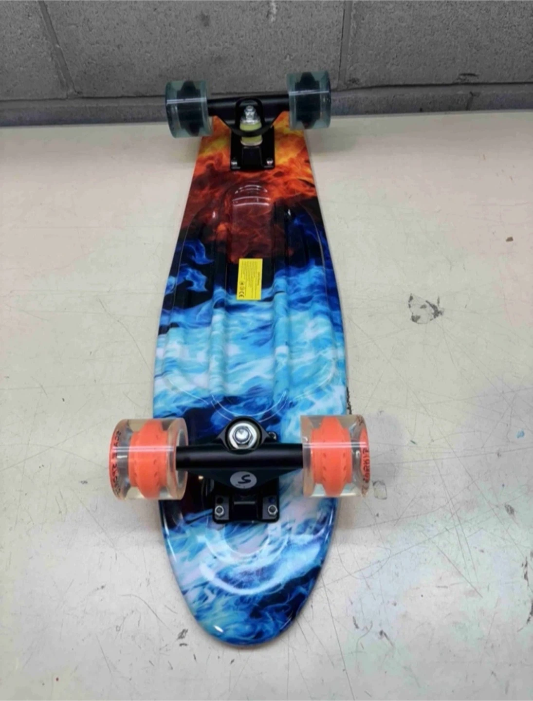 Scale Sports 27 inch Retro Skateboard