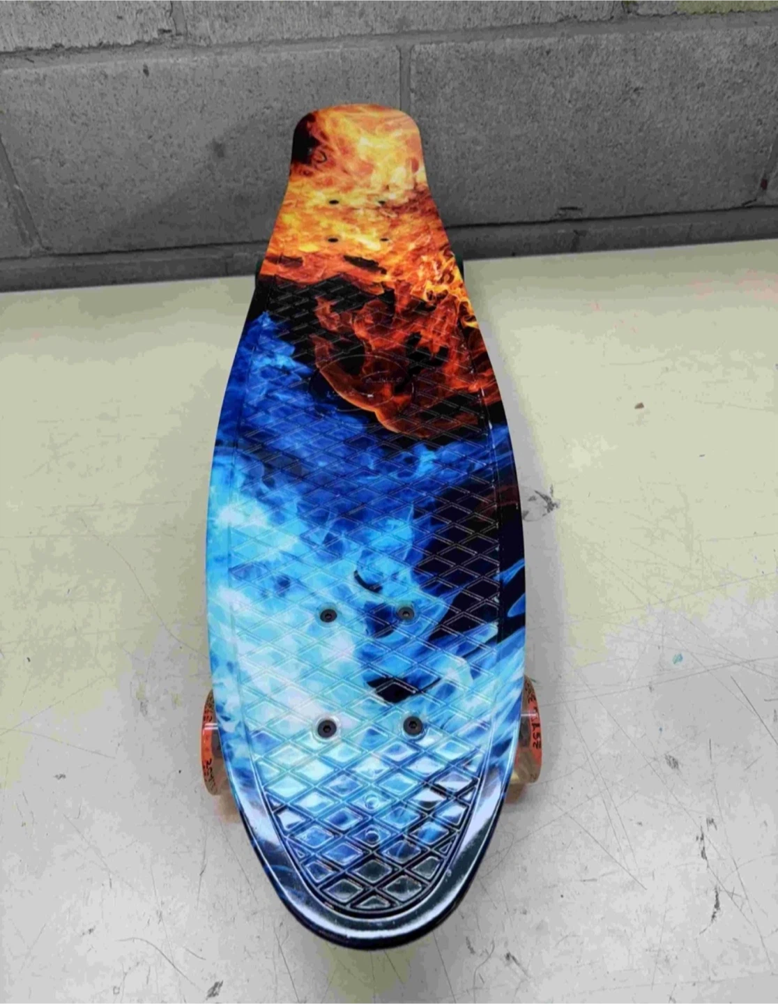 Scale Sports 27 inch Retro Skateboard - photo 2