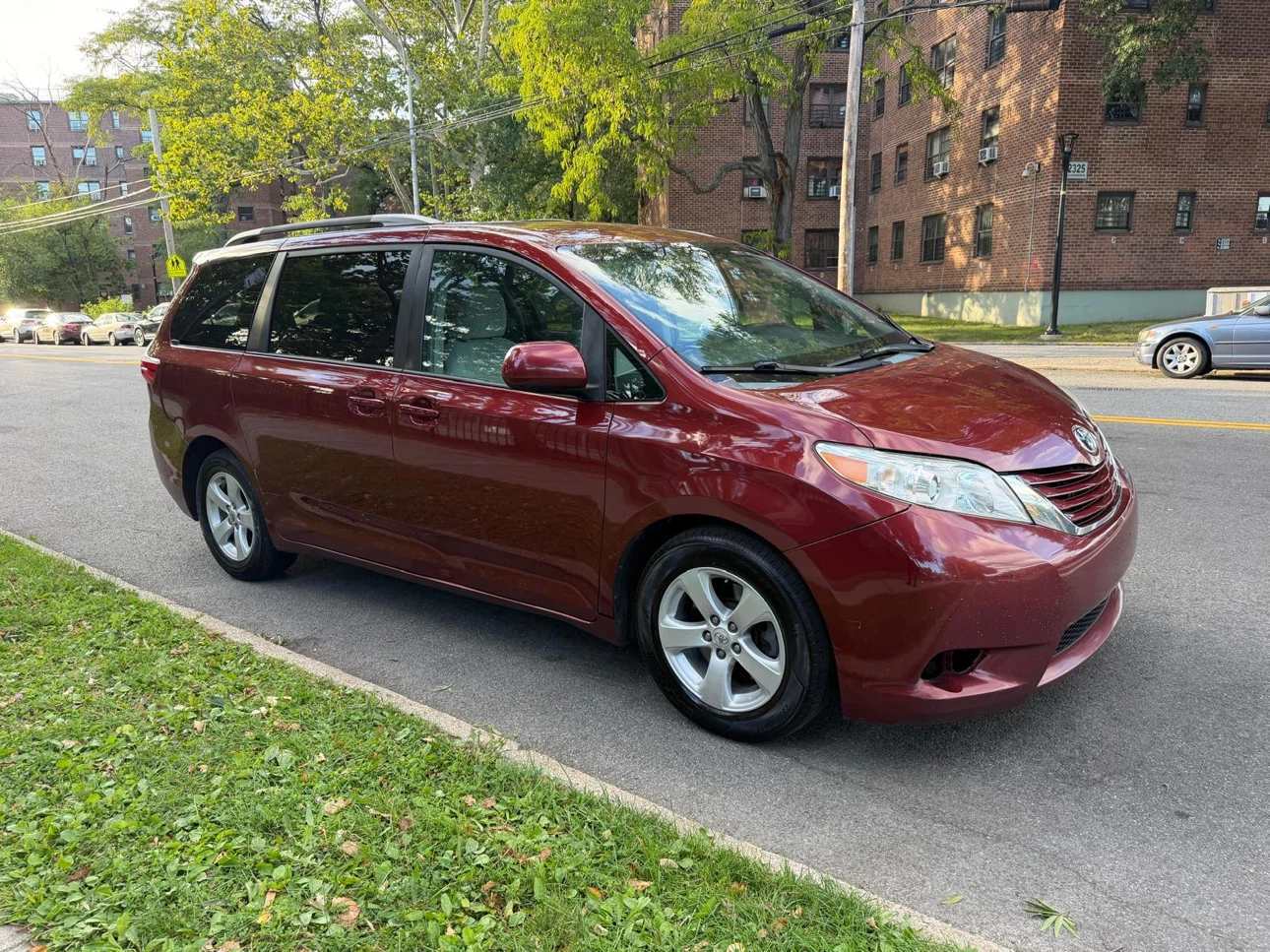 2015 Toyota Sienna LE