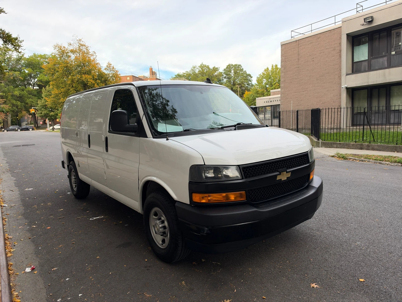 2021 Chevrolet Express 2500 - photo 3