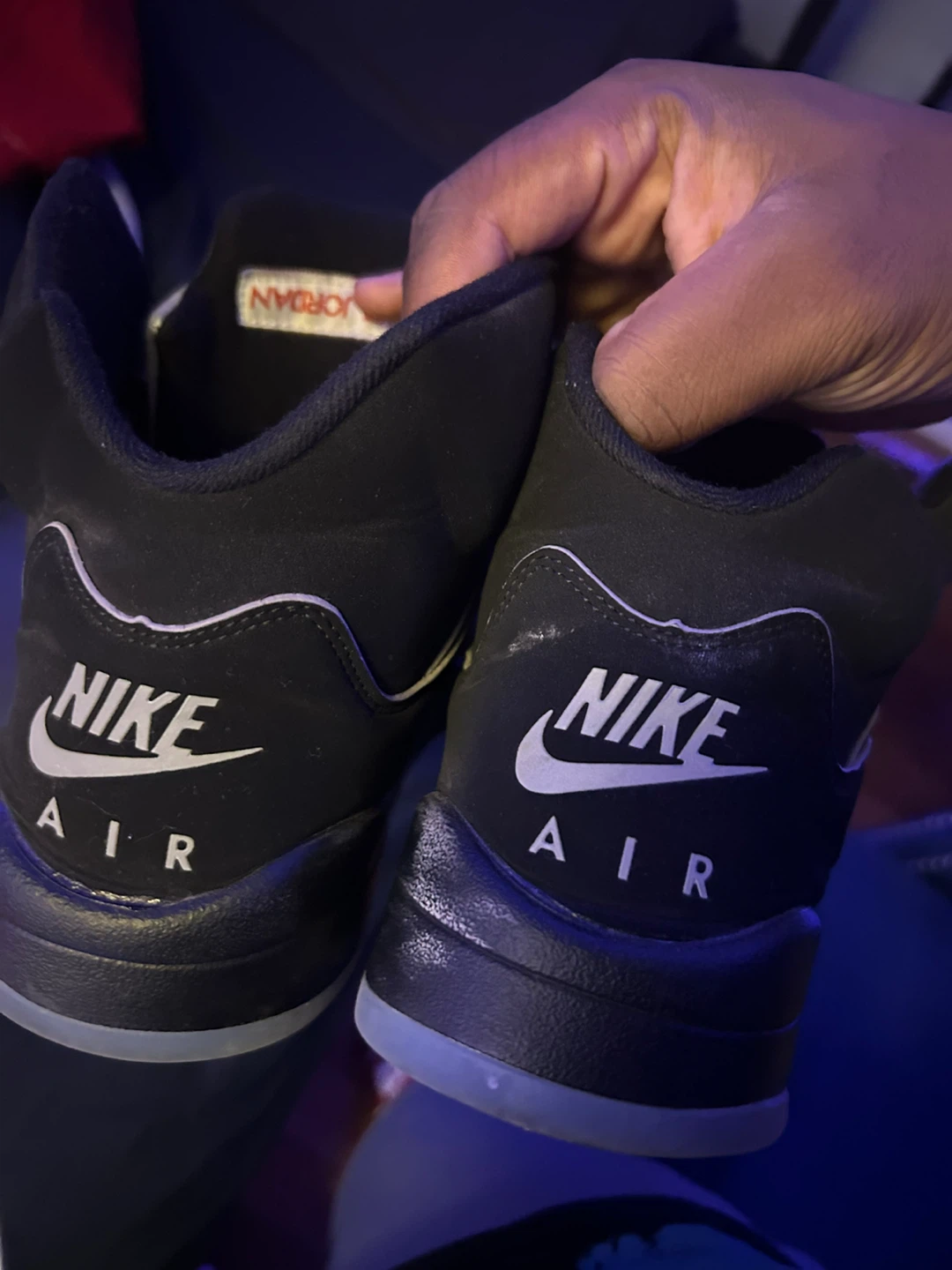 Air Jordan 5 black metallics - photo 2