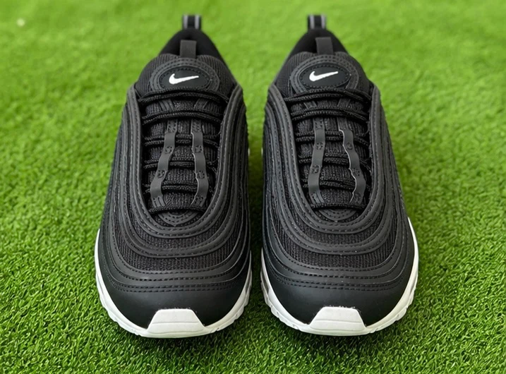 Nike Air Maxes
