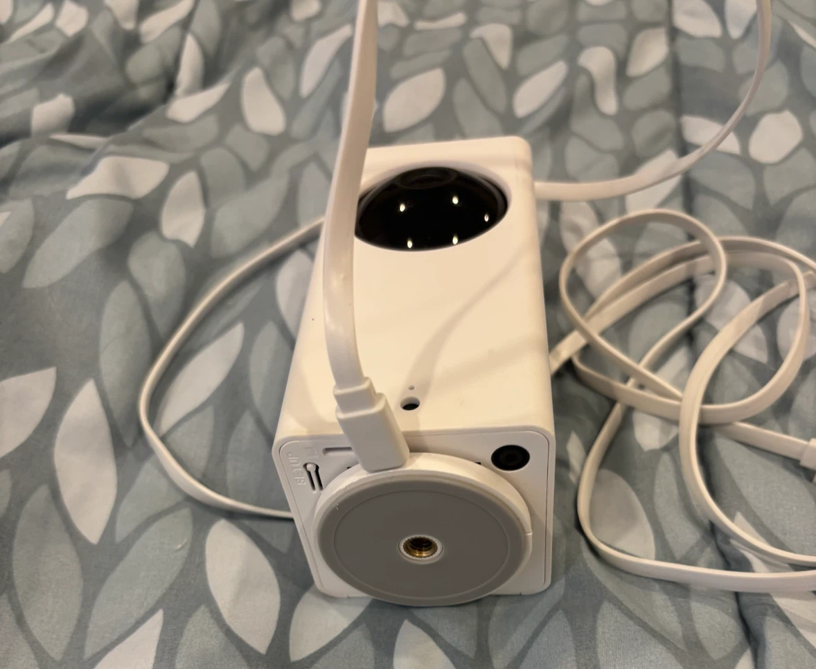 Wyze Cam Pan v2 Security Camera - photo 2