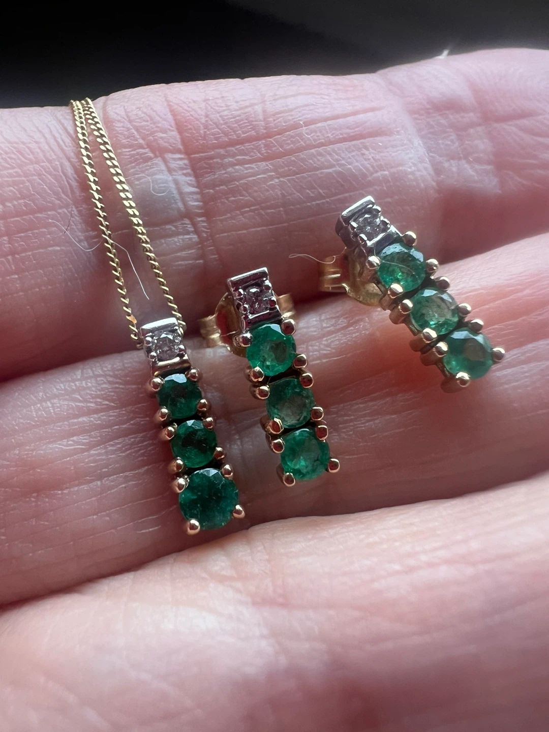 10 k Emerald and Diamond Jewelry Set