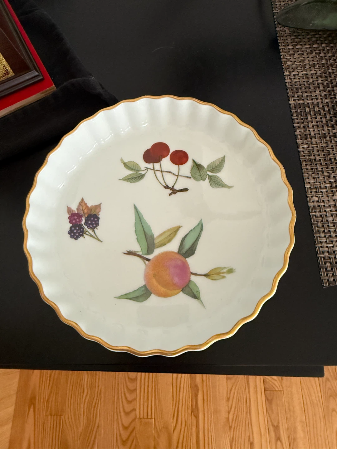 Royal Worcester Evesham Quiche Dish
