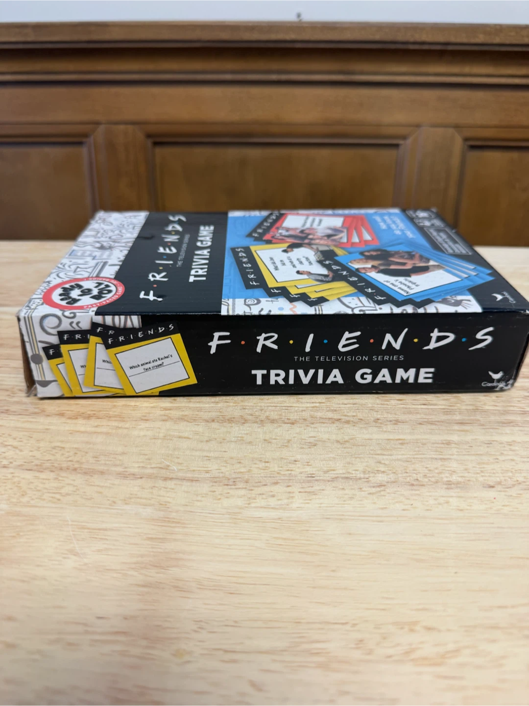 Friends Television Series Trivia Game - photo 2