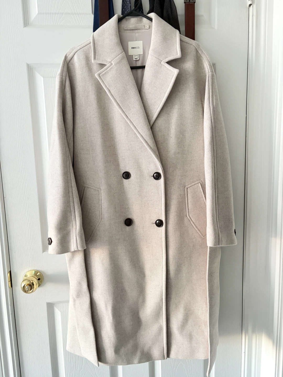 RW&CO. Beige Wool-Blend Double-Breasted Coat