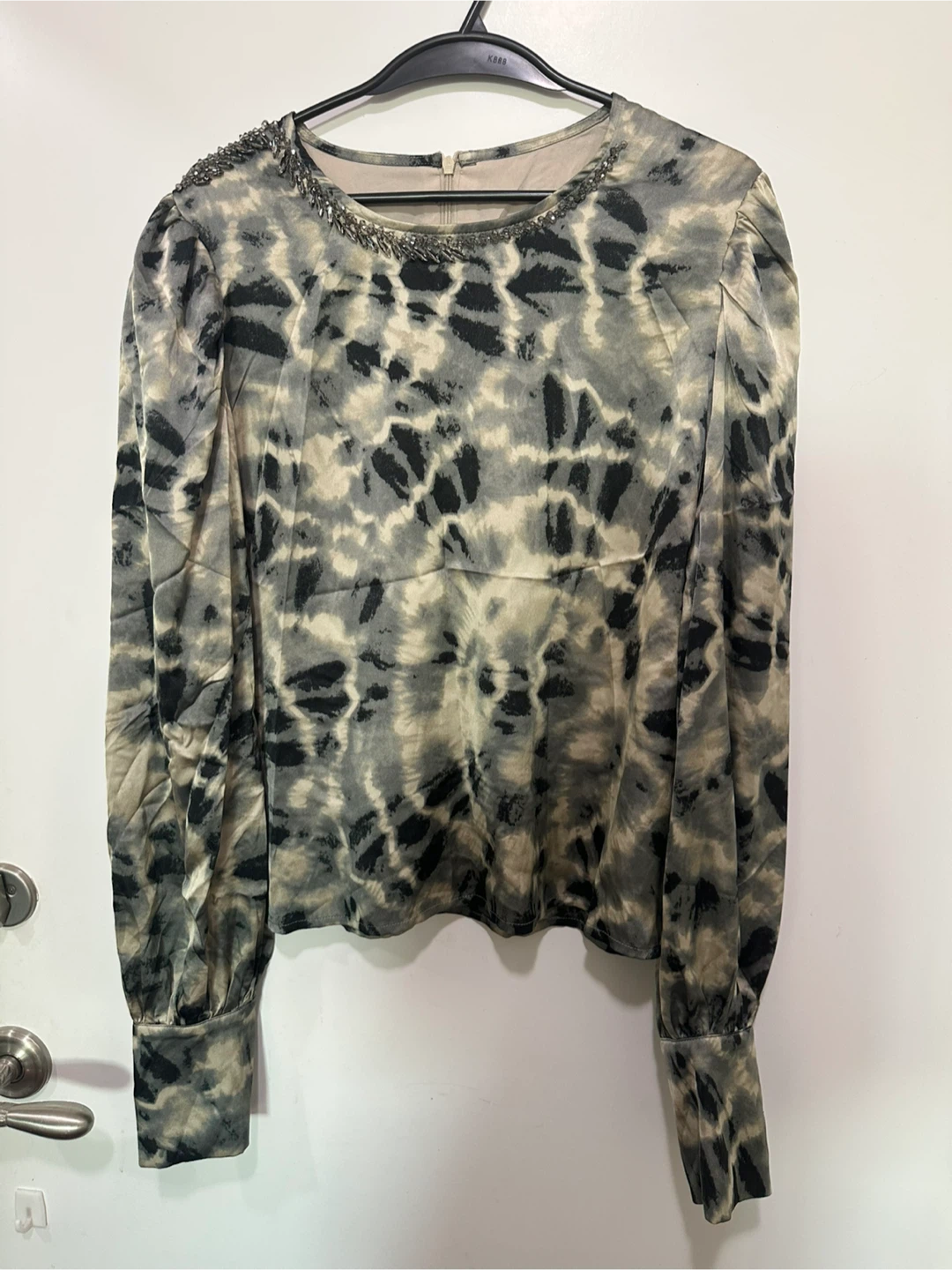 Tie-dye long sleeve blouse with beaded embellishment - photo 4