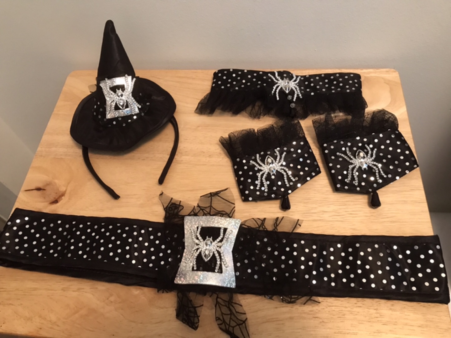 Women’s Halloween witch accessories set 🎃