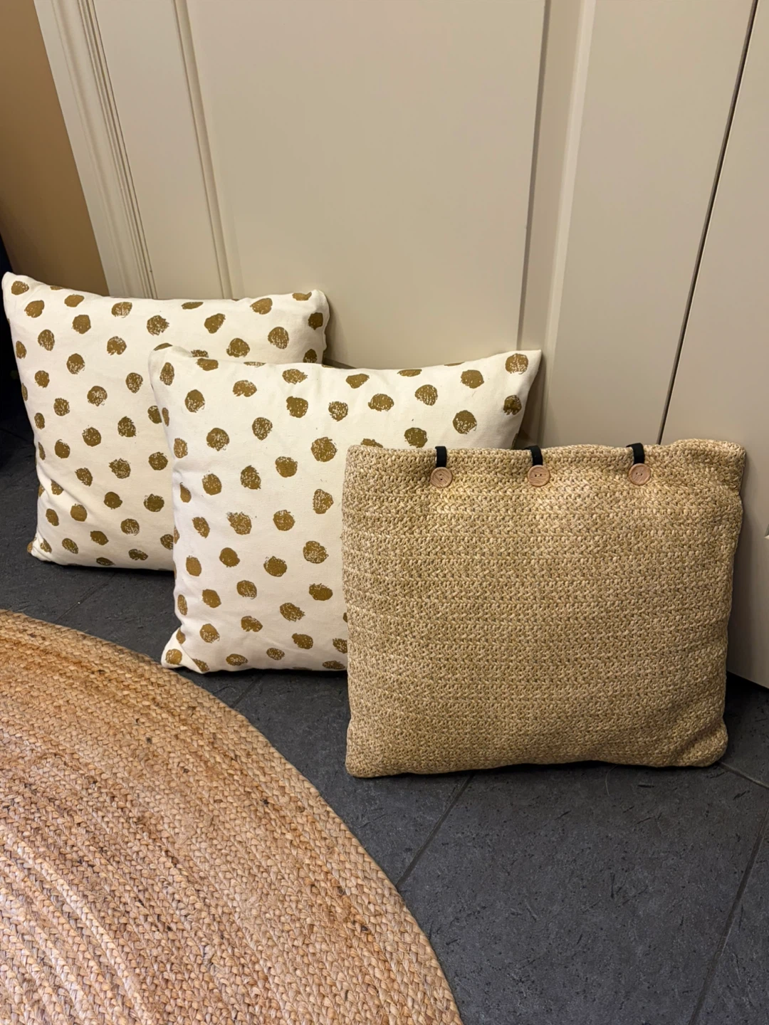 Set of 3 pillows $10 each or $25 for all 3