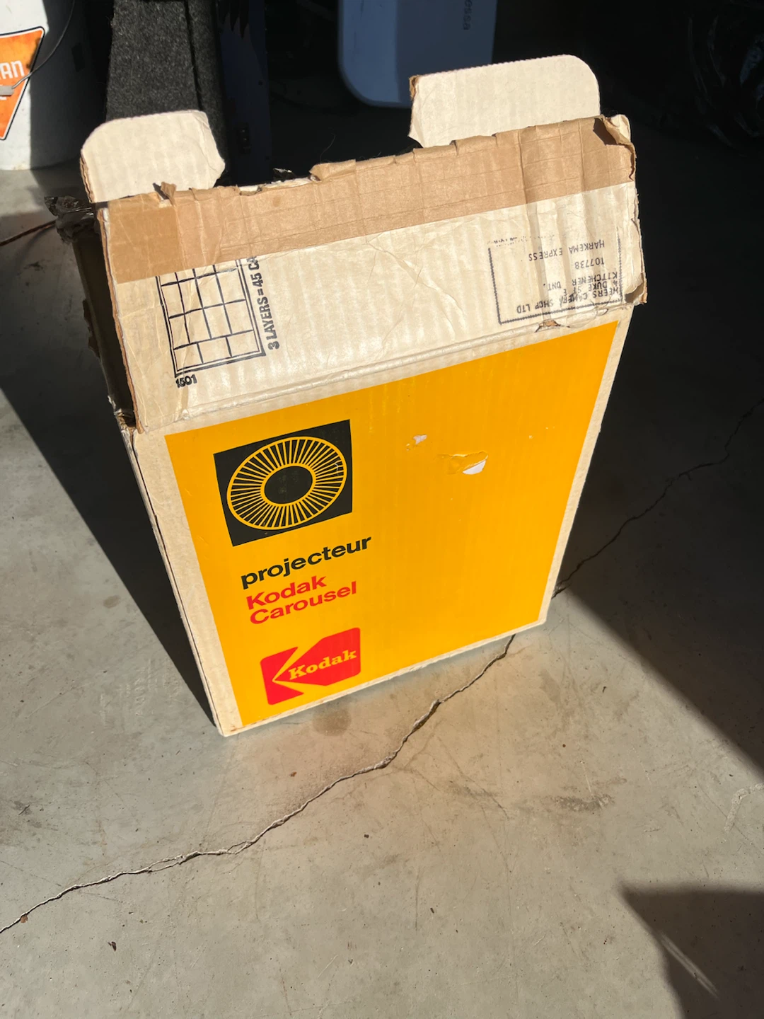 Kodak B601H Carousel Projector like new in box