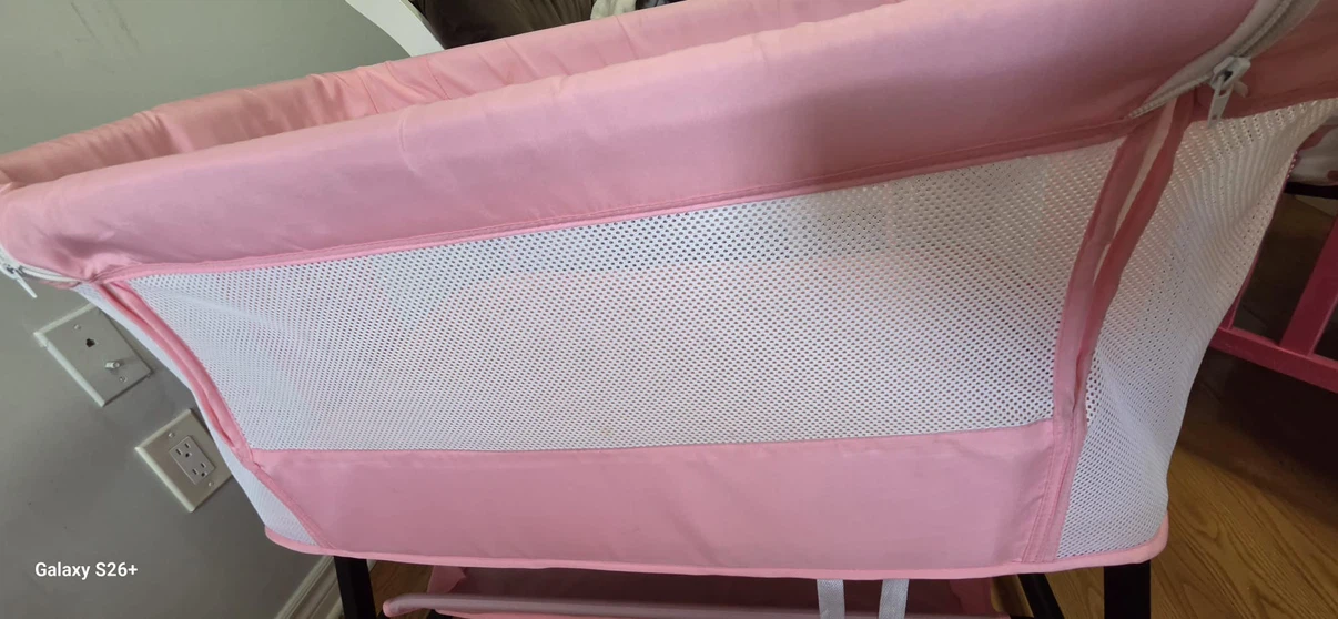 Pink Baby Bassinet - photo 2